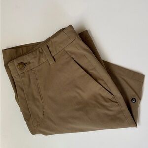 Lululemon Commission Khaki‎ Tan Chino Golf Shorts Casual Men’s Size 32